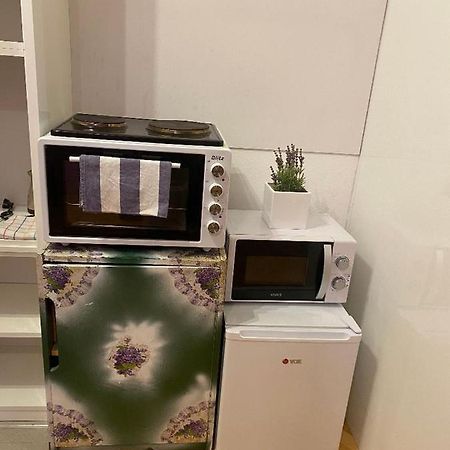 Appartamento Self Check-In Studio With Wi-Fi And Parking Place Zagabria Esterno foto