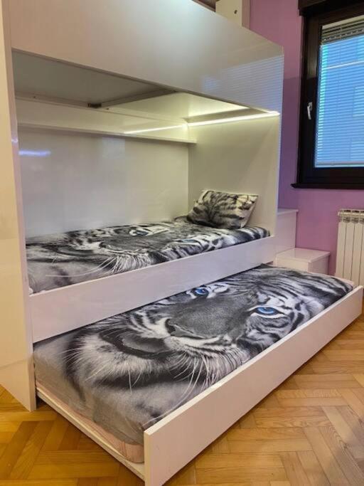 Appartamento Self Check-In Studio With Wi-Fi And Parking Place Zagabria Esterno foto